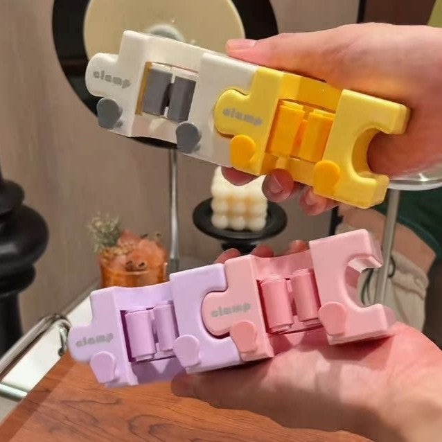 Macaron Wall-Mounted Mop Holder