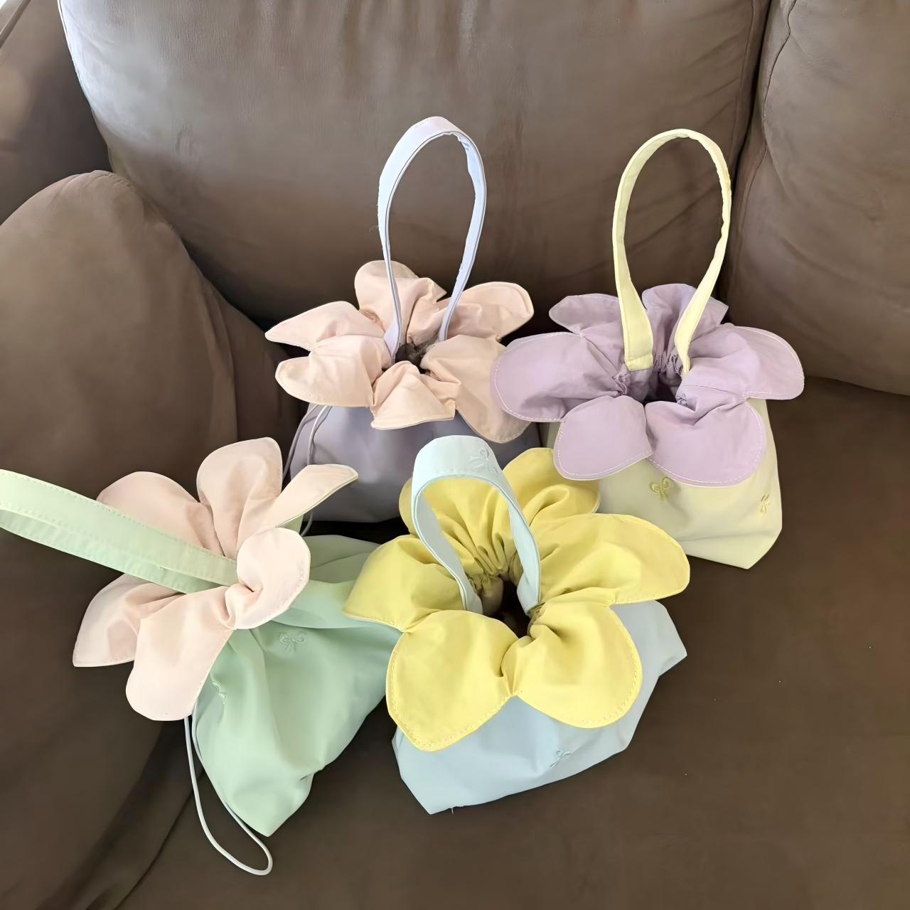 Drawstring Flower Mini Bag
