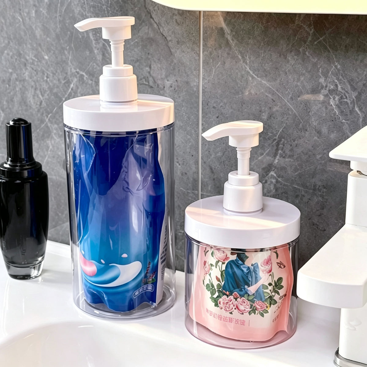 Large-Capacity Squeeze Dispenser Bottle