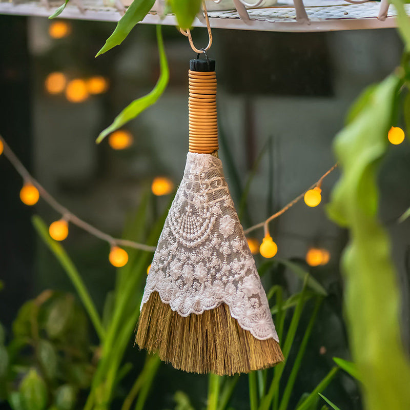 Natural Reed Mini Broom – Soft, Dense, and Lightweight