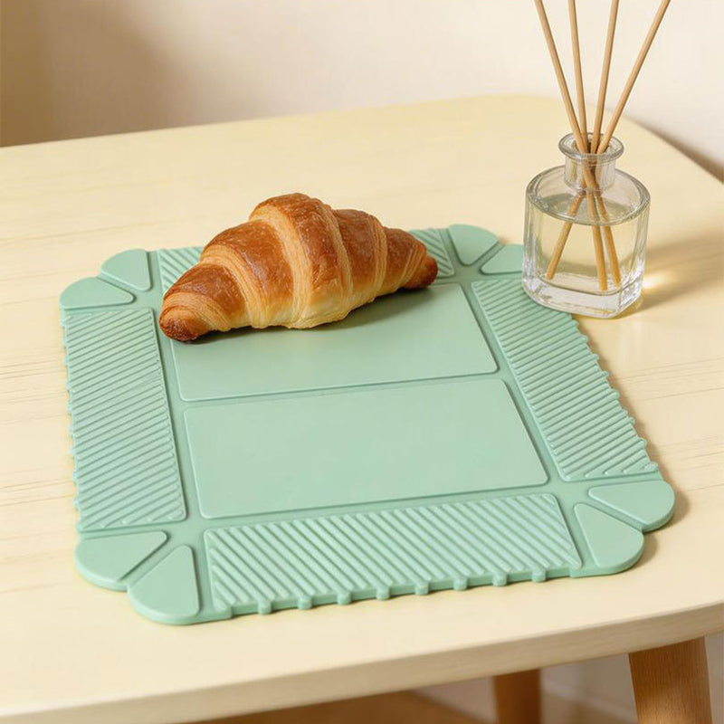 Magnetic Foldable Silicone Mat – Cutting Board, Trivet & Storage Box