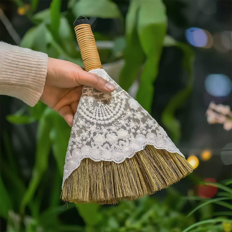 Natural Reed Mini Broom – Soft, Dense, and Lightweight