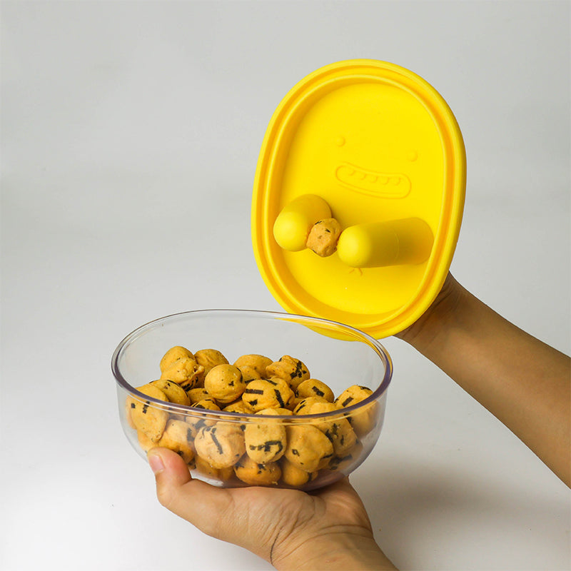 Cute Airtight Snack Container – Hands Stay Clean