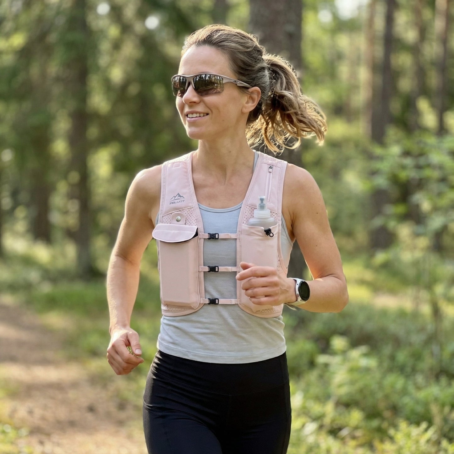 Hydration Vest Pro