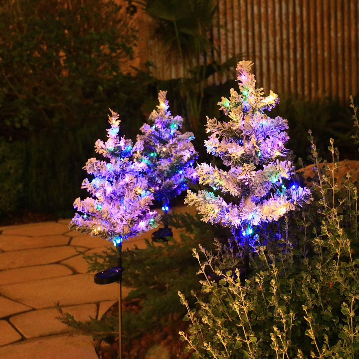 Solar-Powered Christmas Tree