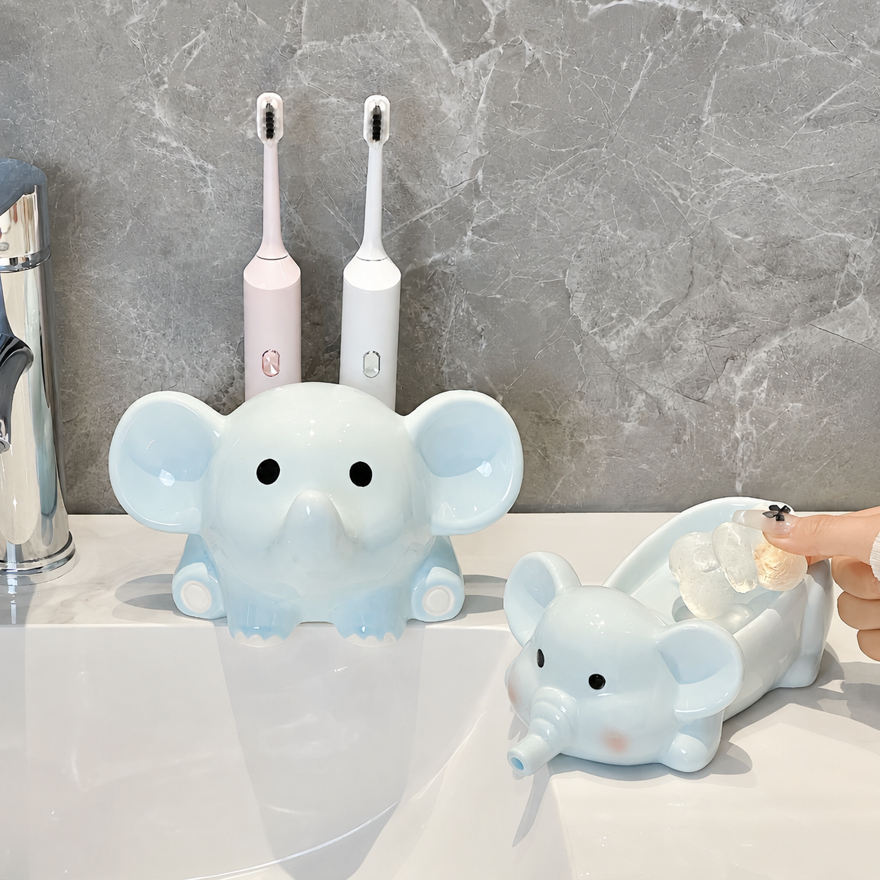 Cute Elephant Ceramic Soap Dish