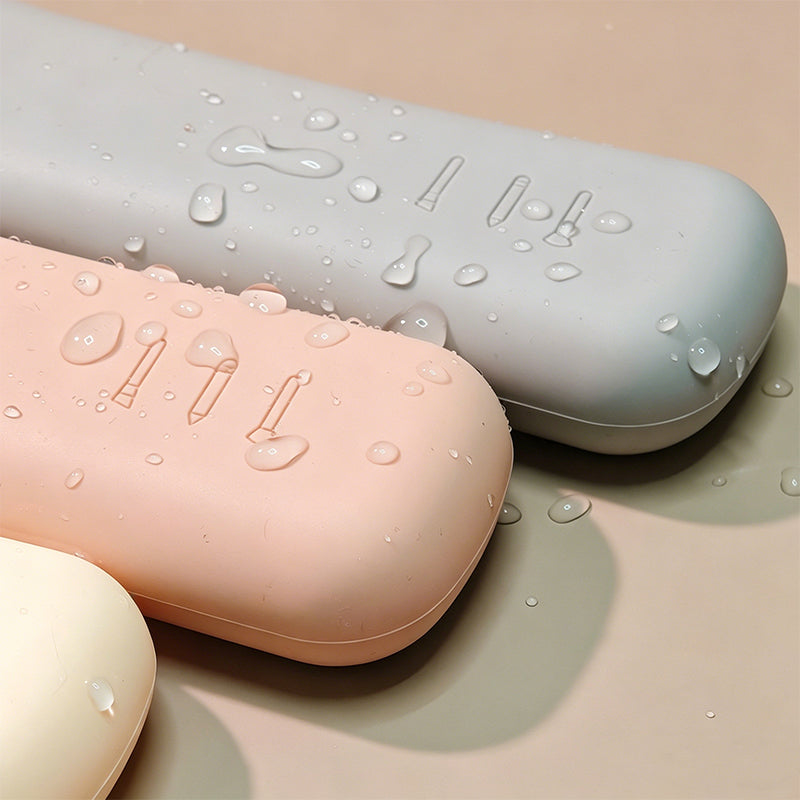Magnetic Closure Silicone Brush Storage Case