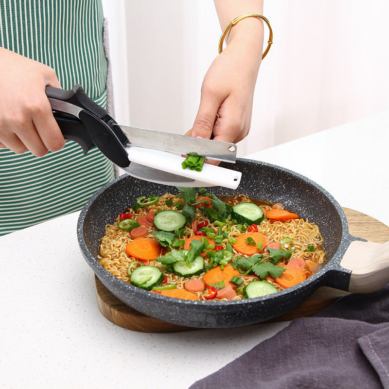 Detachable Vegetable Cutting Scissors – No Cutting Board Needed