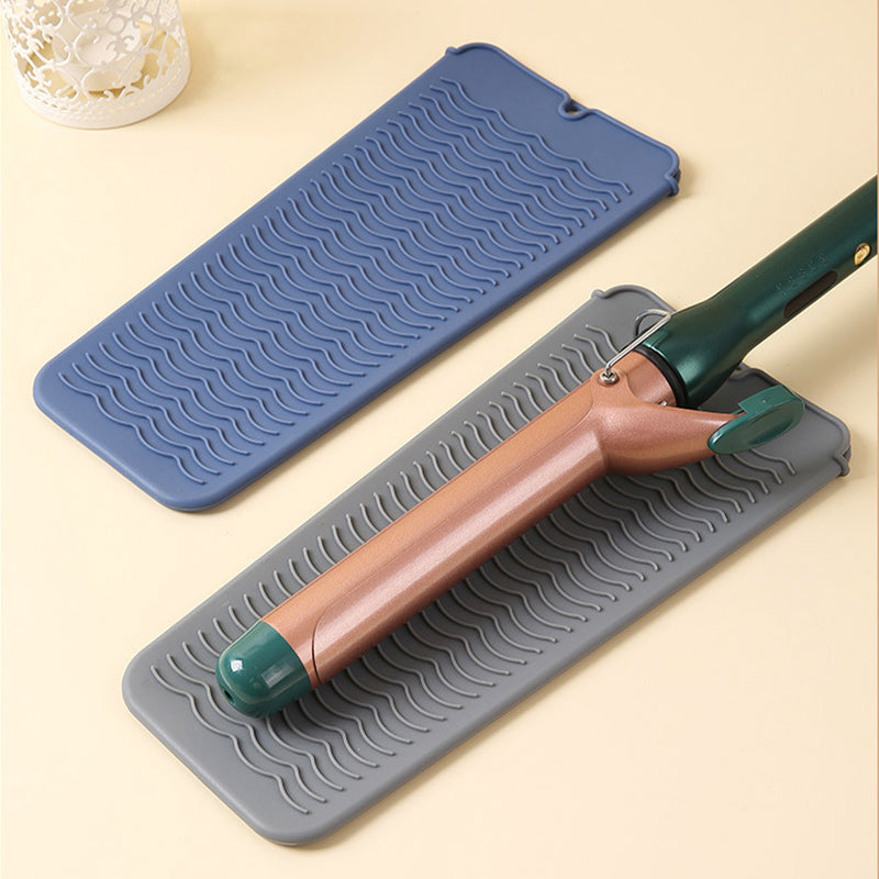 Non-slip Silicone Heat-Resistant Mat & Storage Pouch for Heated Tools