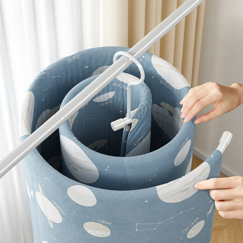 Foldable Stainless Steel Quilt Hanger for Blankets, Towels & Bedding