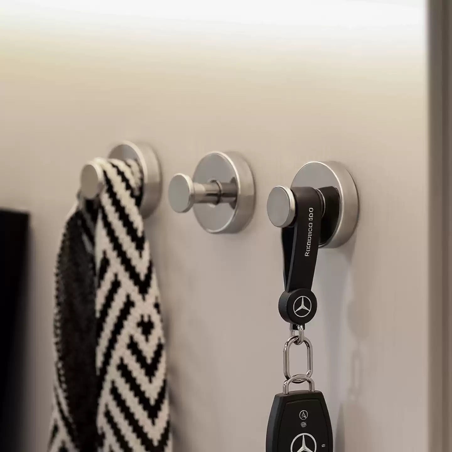 Stainless Steel No-Trace Suction Hooks | Strong Hold & Easy Installation