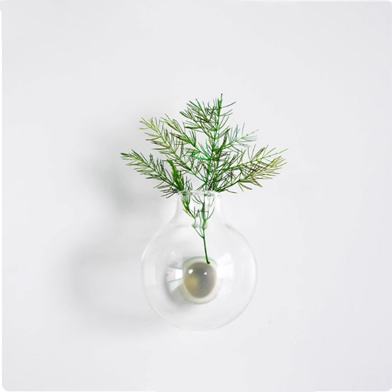 Magnetic Mini Vase for Fridge & Metal Surfaces