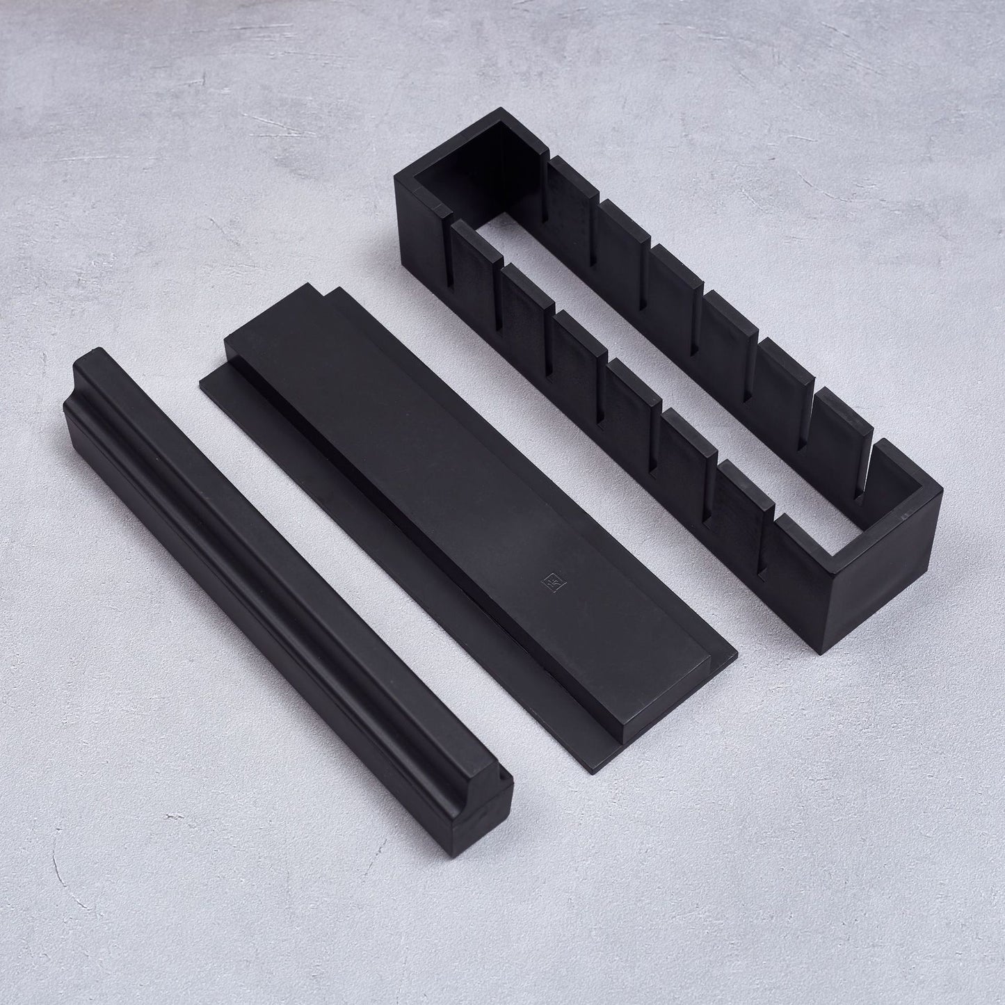 Easy Press Sushi Mold with Cutting Grooves