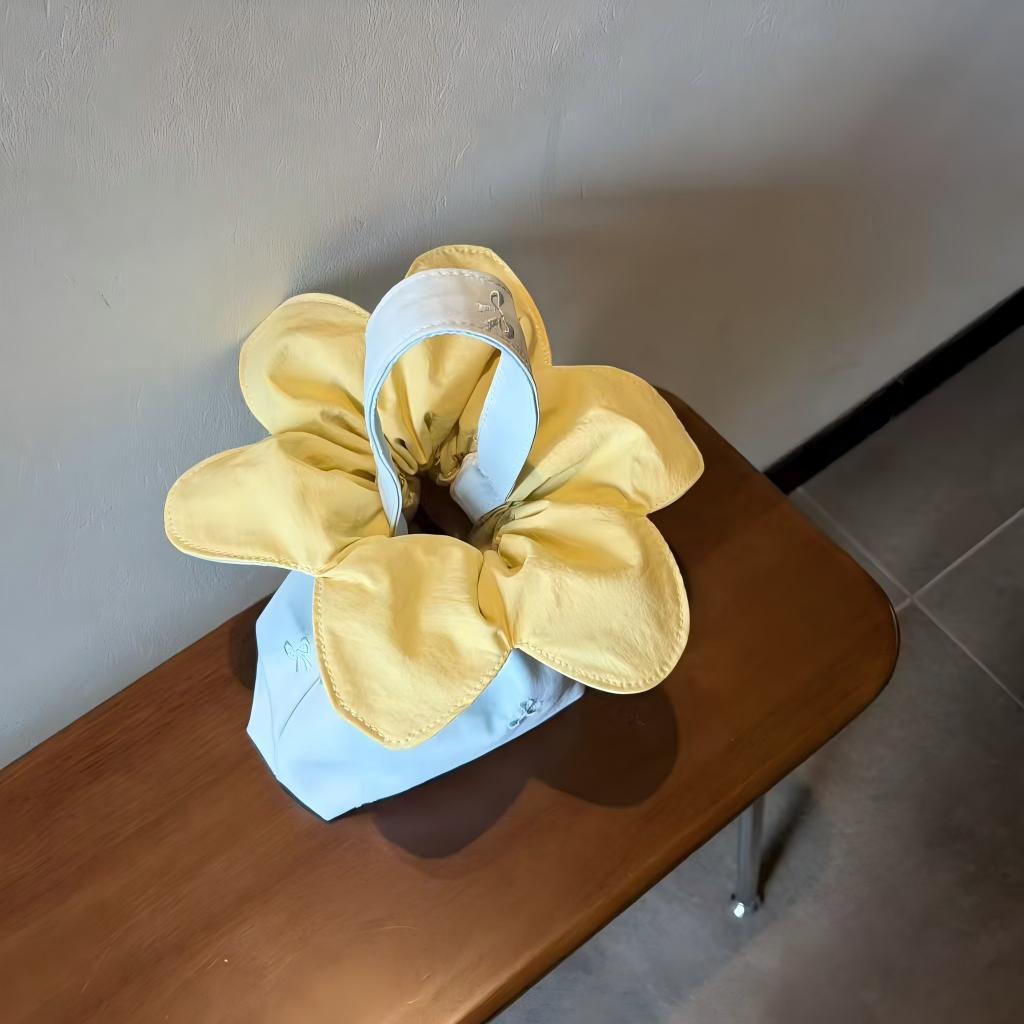 Drawstring Flower Mini Bag