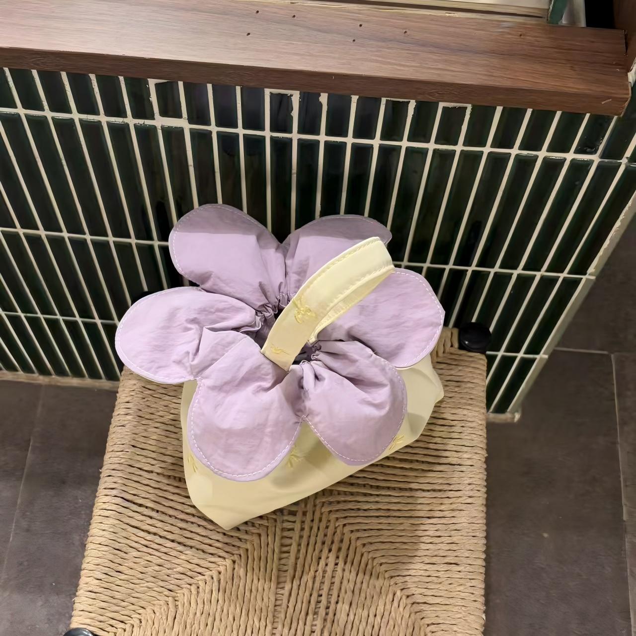 Drawstring Flower Mini Bag