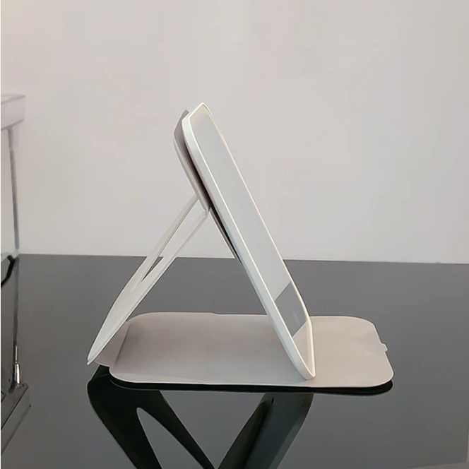 Portable Makeup Mirror – Foldable with LED Light