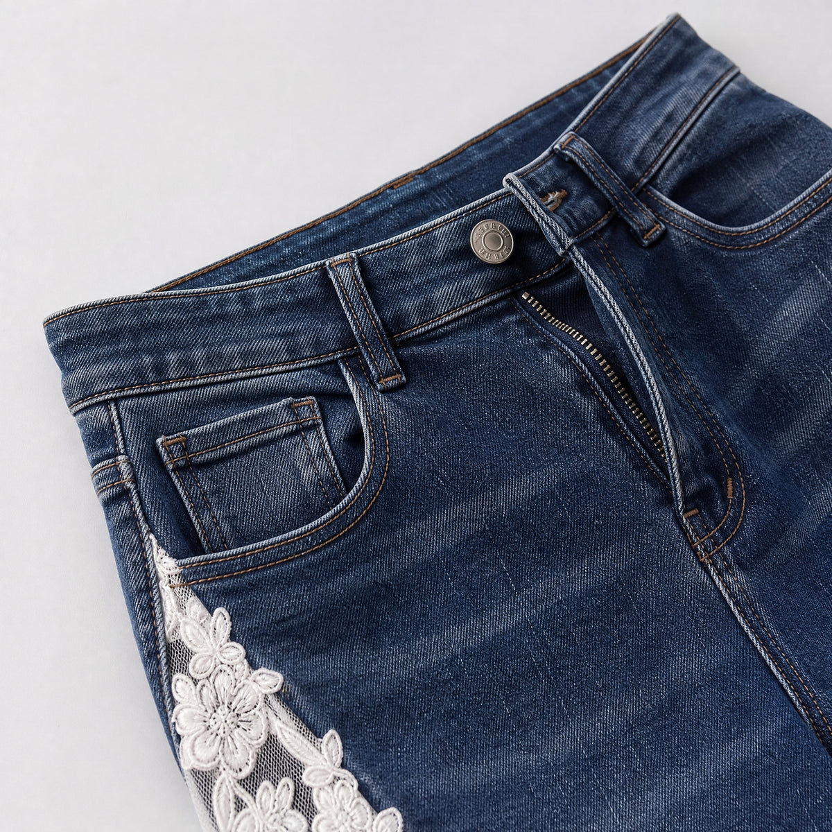 Women's Western Floral Lace Jeans – Vintage-Inspired Statement Denim Pants