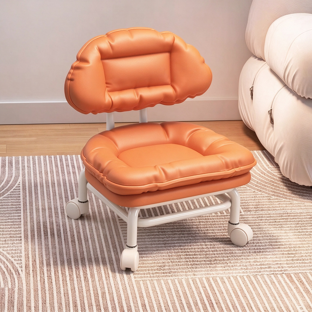 Convenient Cloud Roller Chair