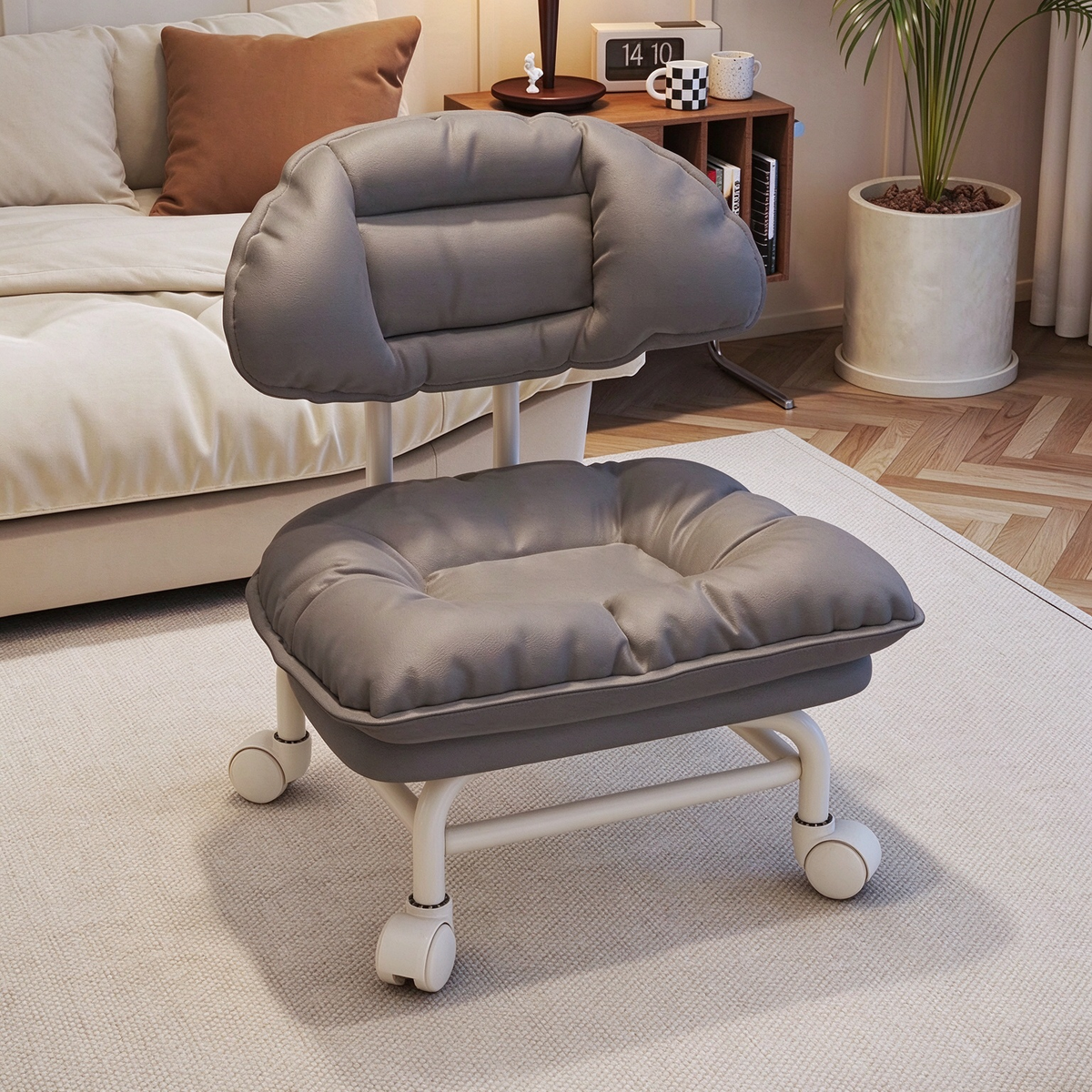 Convenient Cloud Roller Chair
