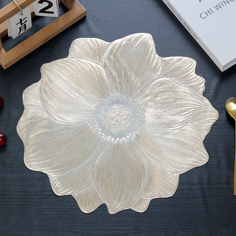 Realistic Flower Placemat – Waterproof & Heat-Resistant Table Mat